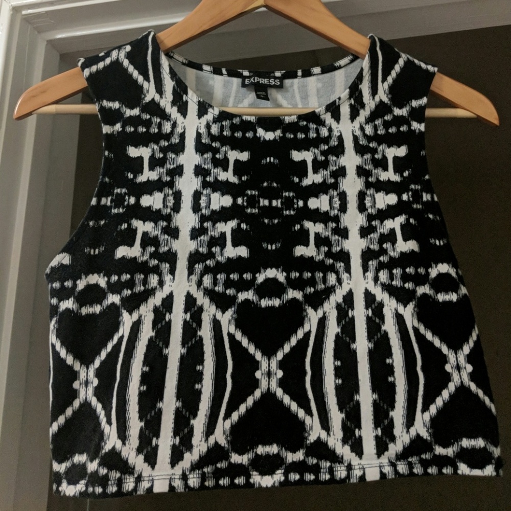 Express crop top